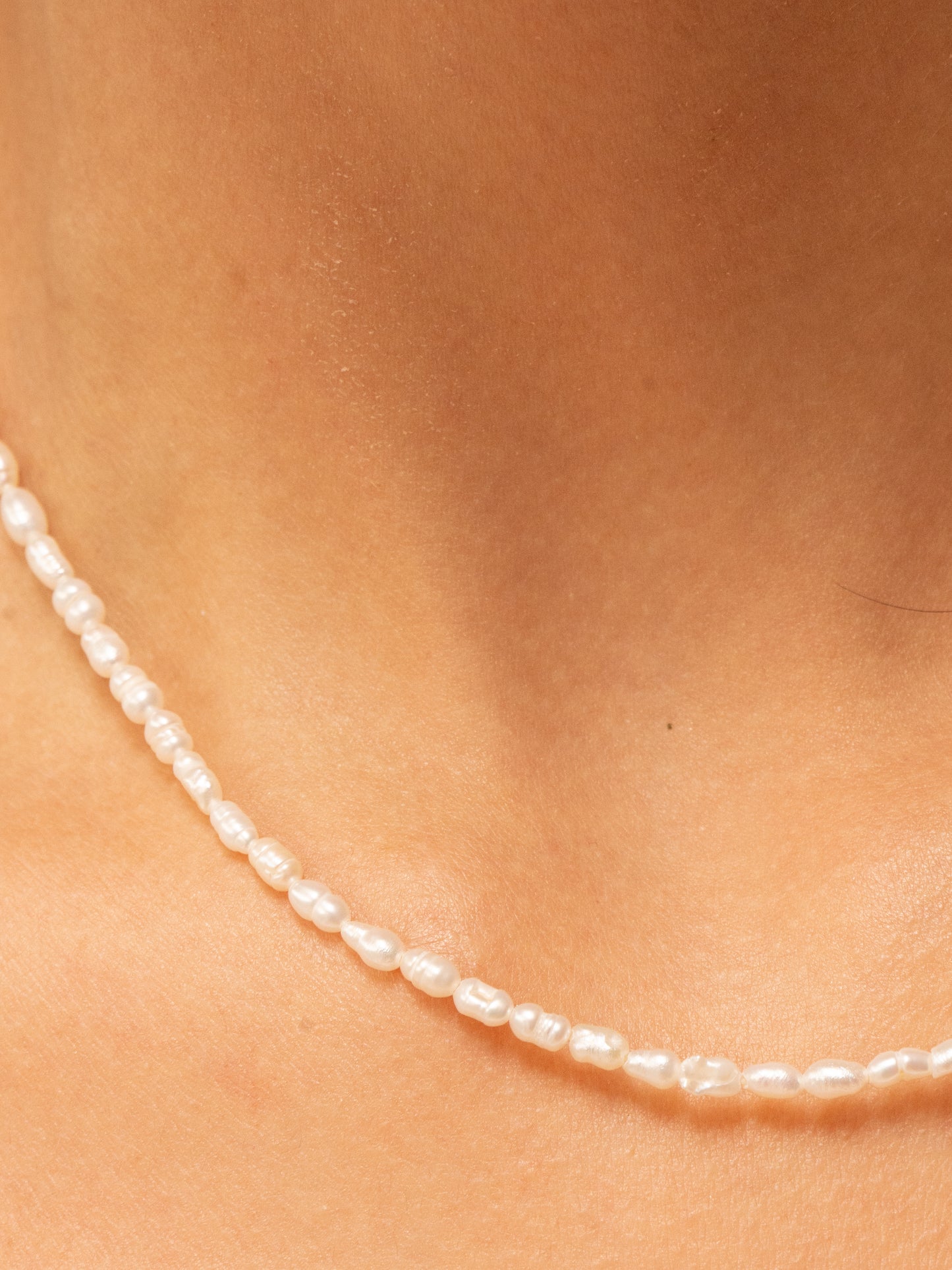 Mini Pearls Necklace